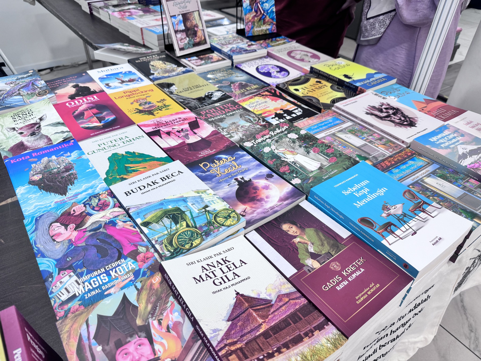 Sarawak Book Fair Exhibitions